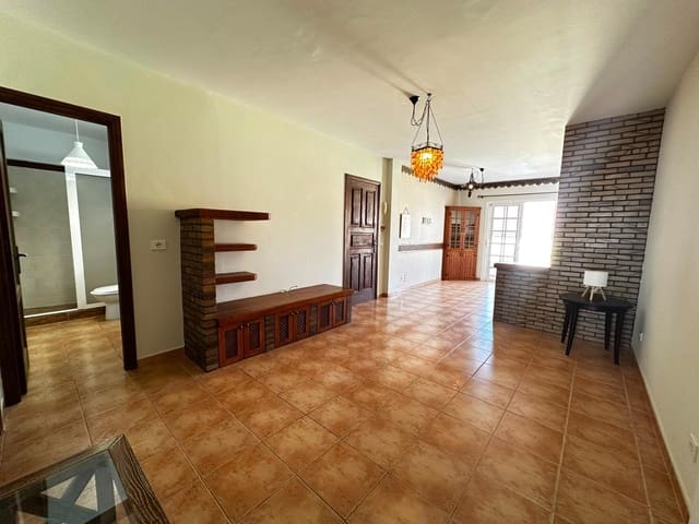 2 makuuhuone Huoneisto vuokrattavana paikassa El Tablero, San Bartolomé de Tirajana - 1 000 € (Ref: 9998805)