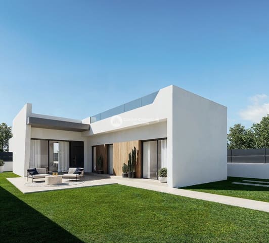 Chalet de 3 habitaciones en San Miguel de Salinas en venta con piscina garaje - 429.900 € (Ref: 10004526)
