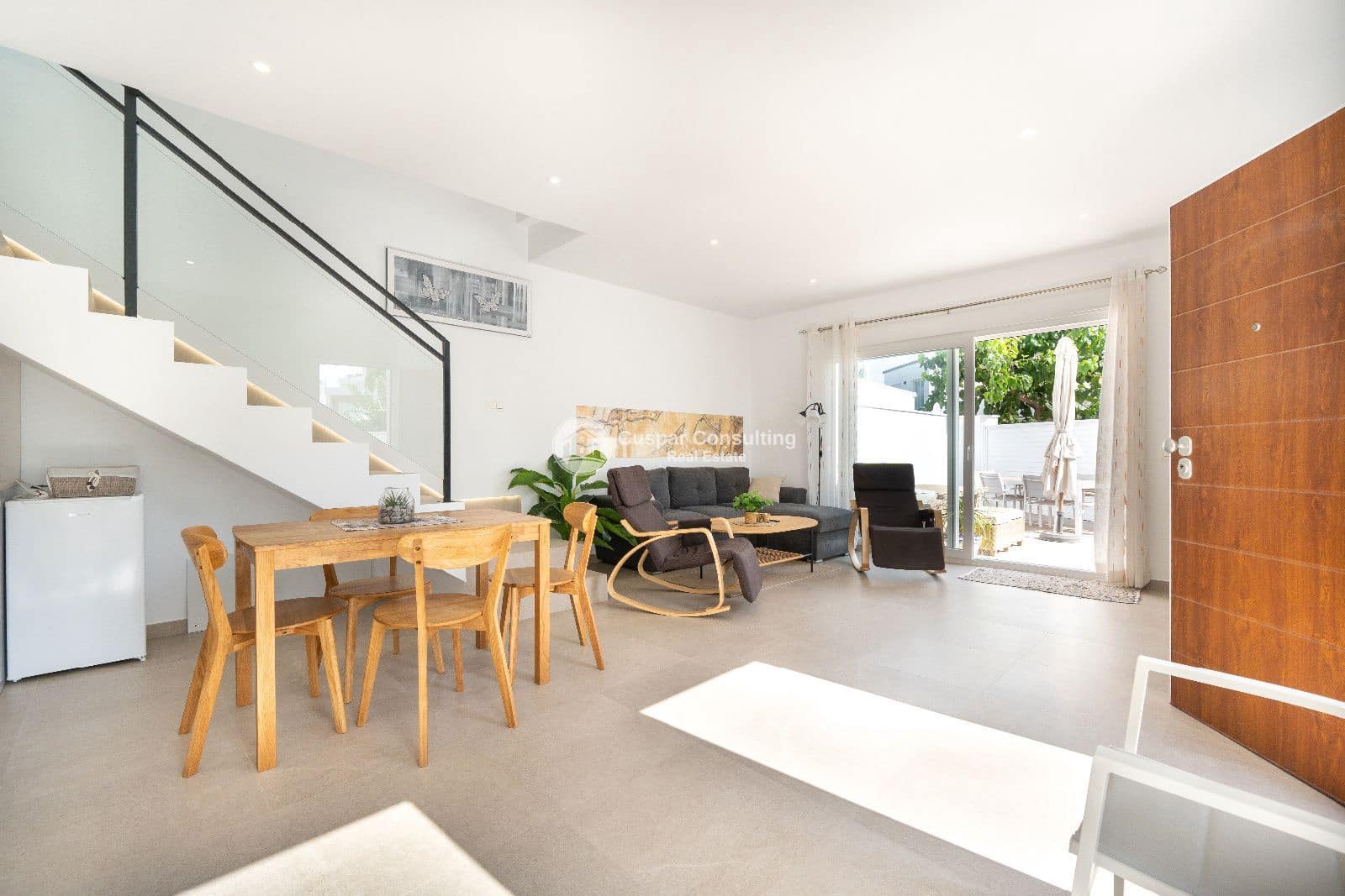 Chalet de 3 habitaciones en San Pedro del Pinatar en venta con piscina garaje - 369.900 € (Ref: 10063001)