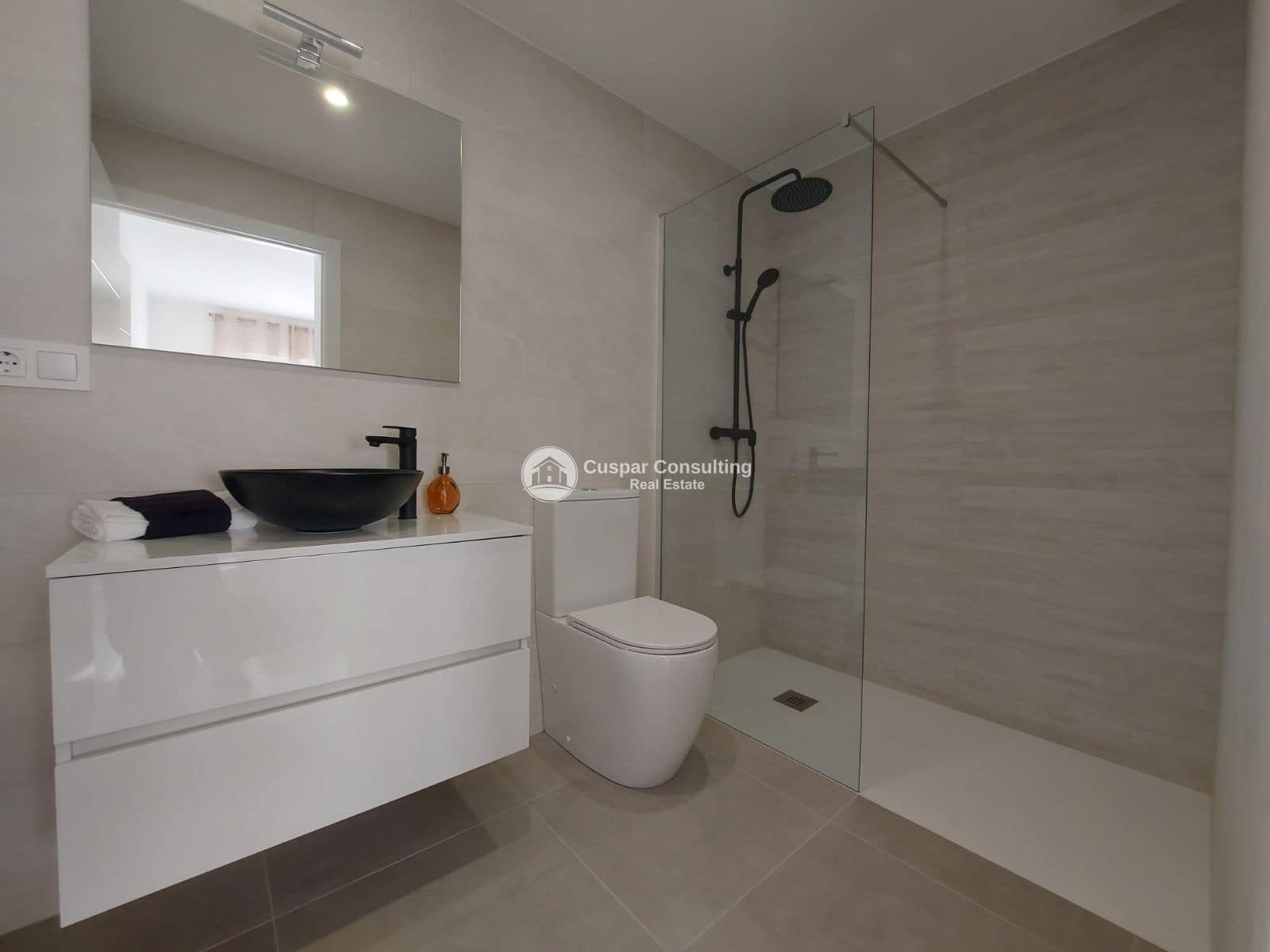 Chalet de 2 habitaciones en Balsicas en venta con piscina garaje - 272.500 € (Ref: 10074661)