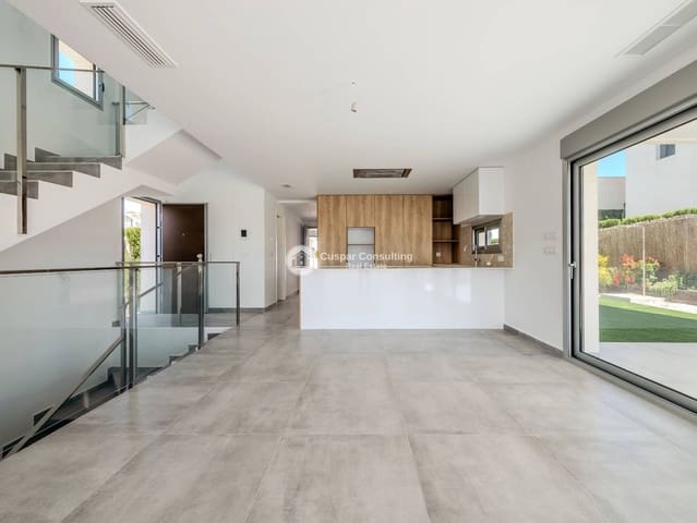 4 sypialnia Willa na sprzedaż w Algorfa z basenem garażem - 669 000 € (Ref: 10110412)