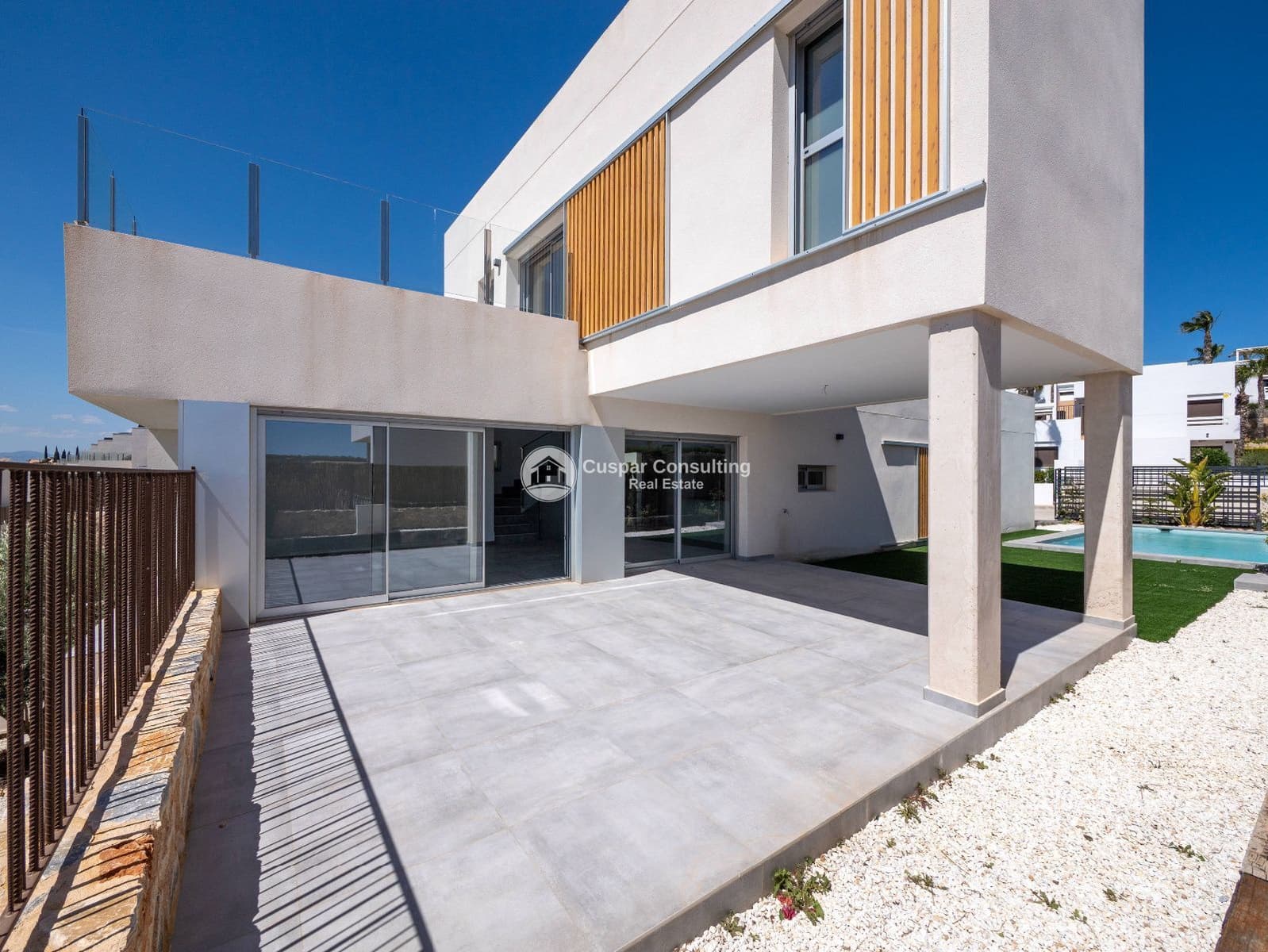 4 sypialnia Willa na sprzedaż w Algorfa z basenem garażem - 669 000 € (Ref: 10110412)
