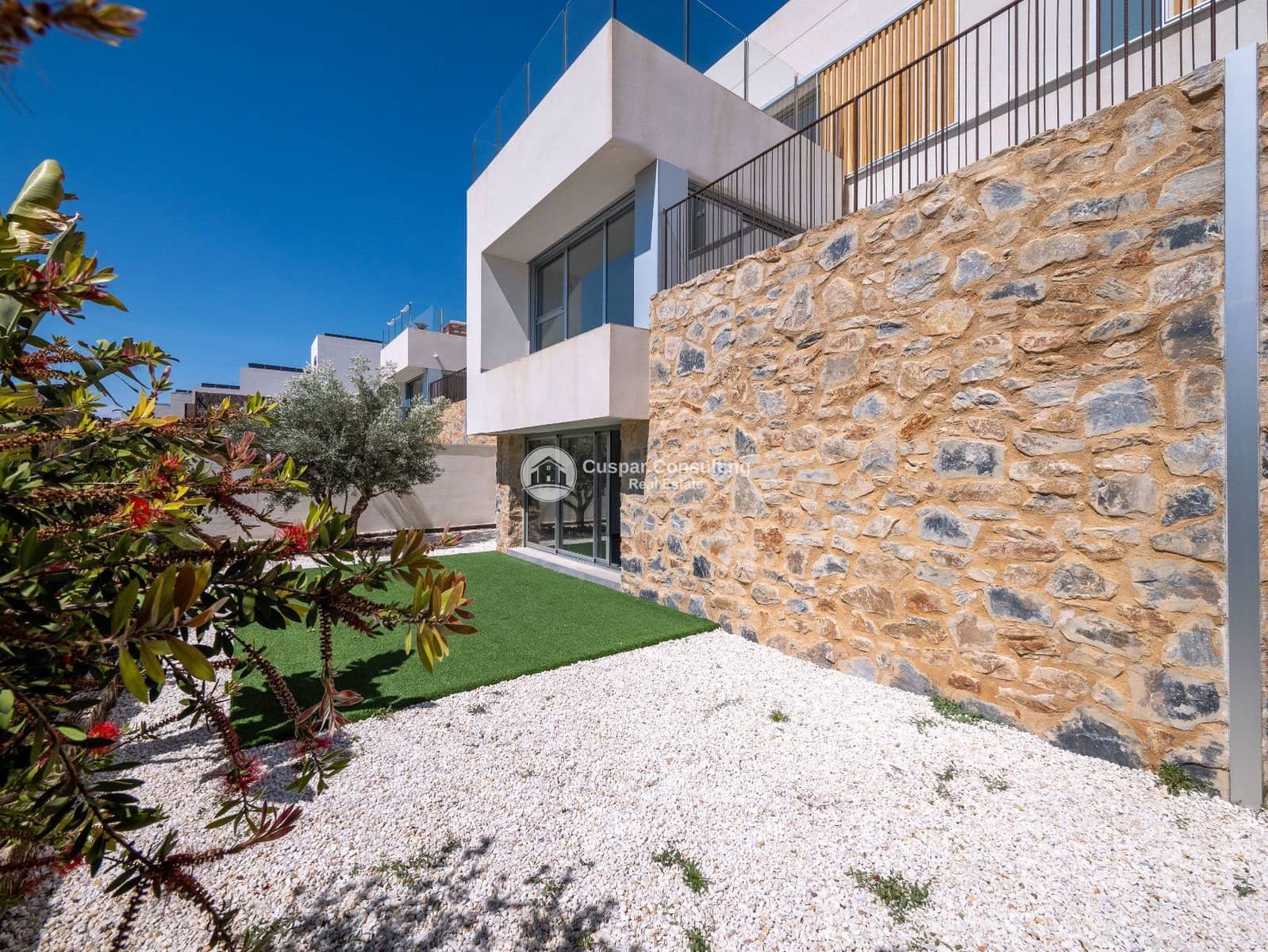 4 sypialnia Willa na sprzedaż w Algorfa z basenem garażem - 669 000 € (Ref: 10110412)