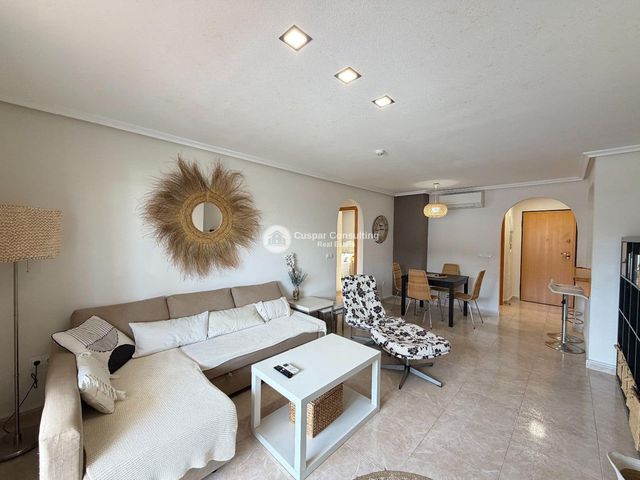 2 soverom Leilighet til salgs i Pueblo Latino, Pilar de la Horadada med svømmebasseng garasje - € 290 000 (Ref: 10120573)