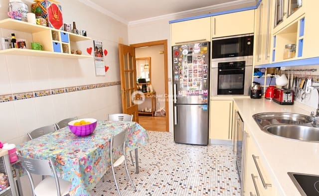 Ático de 4 habitaciones en Pilar de la Horadada ciudad, Pilar de la Horadada en venta - 359.000 € (Ref: 10141358)