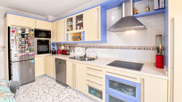Ático de 4 habitaciones en Pilar de la Horadada ciudad, Pilar de la Horadada en venta - 359.000 € (Ref: 10141358)