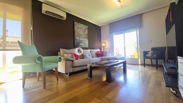 Ático de 4 habitaciones en Pilar de la Horadada ciudad, Pilar de la Horadada en venta - 359.000 € (Ref: 10141358)