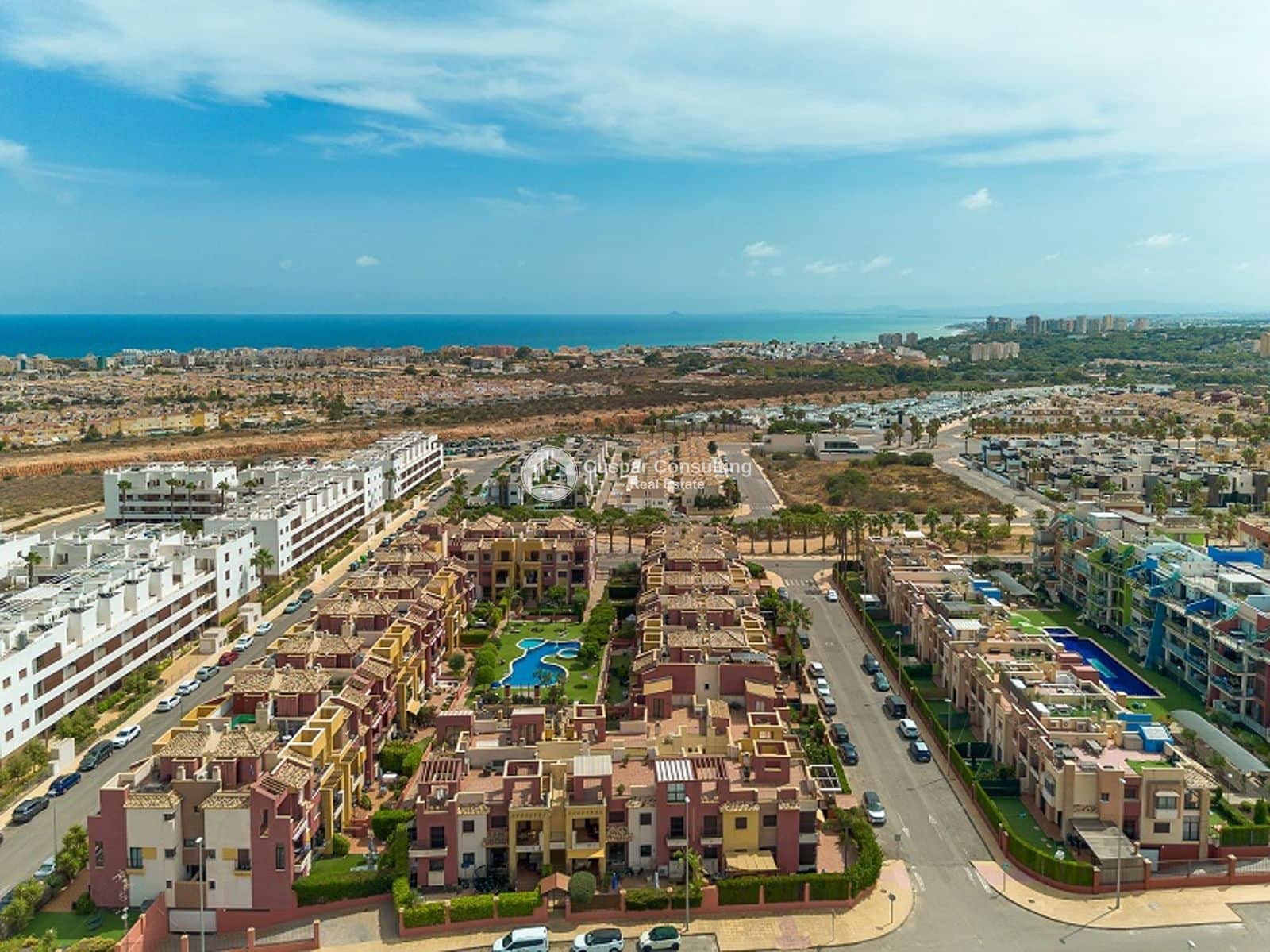 2 sypialnia Penthouse na sprzedaż w Cabo Roig z basenem garażem - 233 000 € (Ref: 10141359)