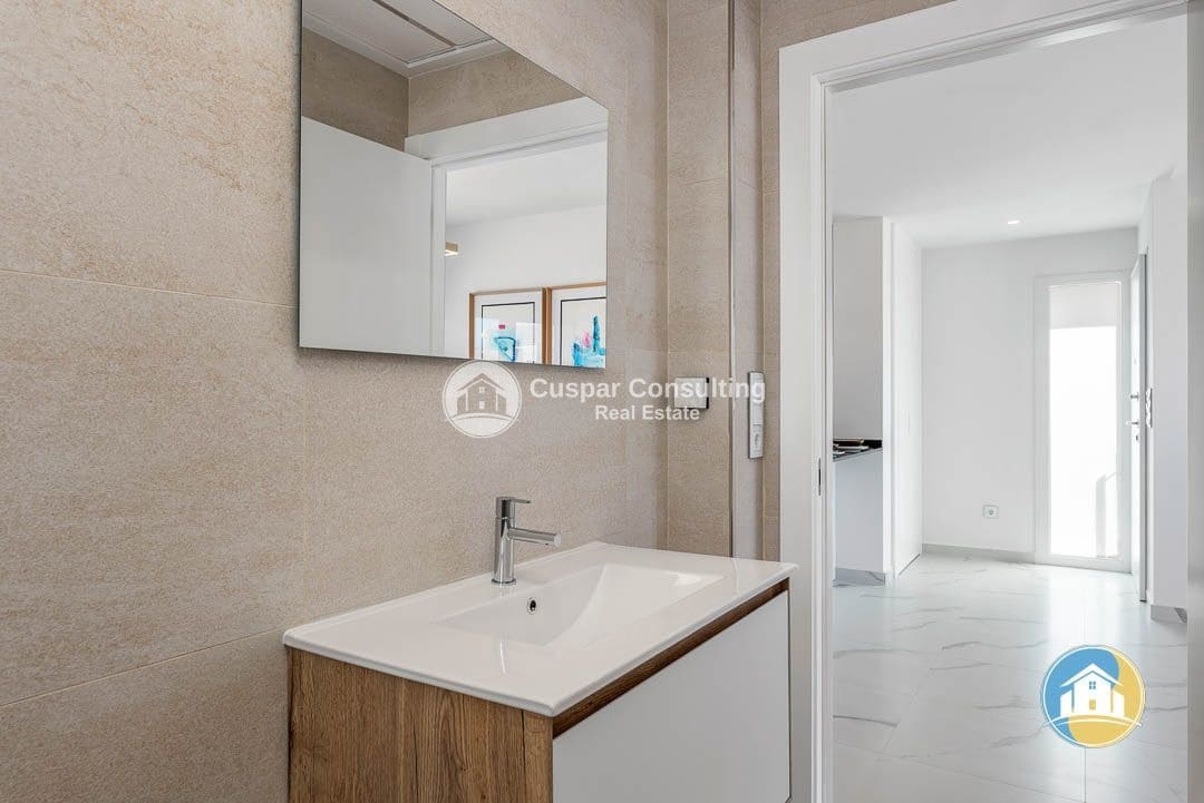 2 quarto Penthouse para venda em San Miguel de Salinas com piscina garagem - 415 000 € (Ref: 10150121)