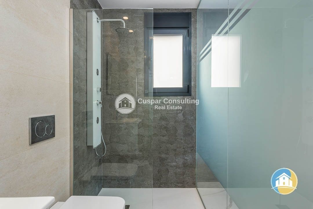 2 quarto Penthouse para venda em San Miguel de Salinas com piscina garagem - 415 000 € (Ref: 10150121)
