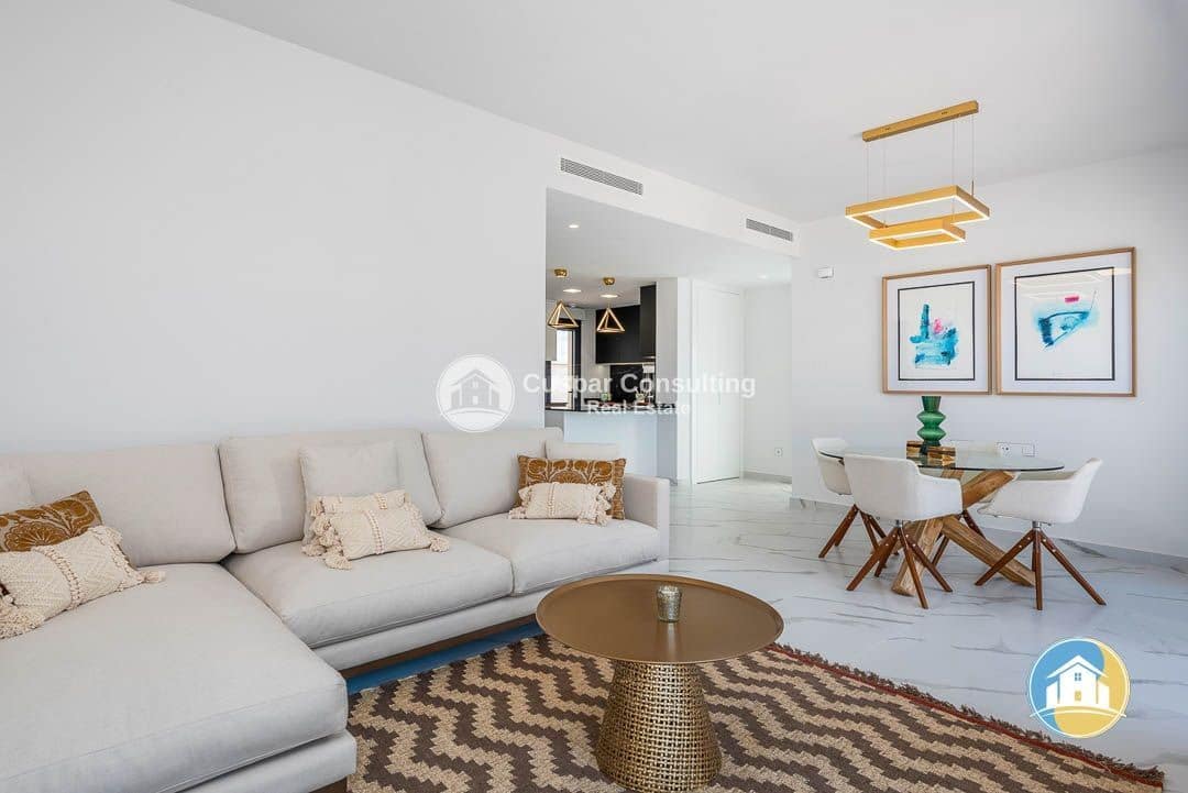 2 quarto Penthouse para venda em San Miguel de Salinas com piscina garagem - 415 000 € (Ref: 10150121)