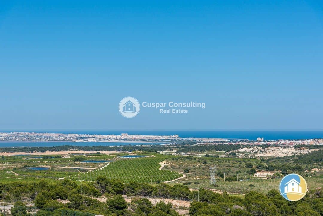 2 quarto Penthouse para venda em San Miguel de Salinas com piscina garagem - 415 000 € (Ref: 10150121)