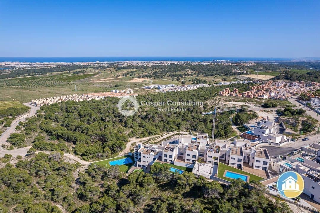 2 quarto Penthouse para venda em San Miguel de Salinas com piscina garagem - 415 000 € (Ref: 10150121)