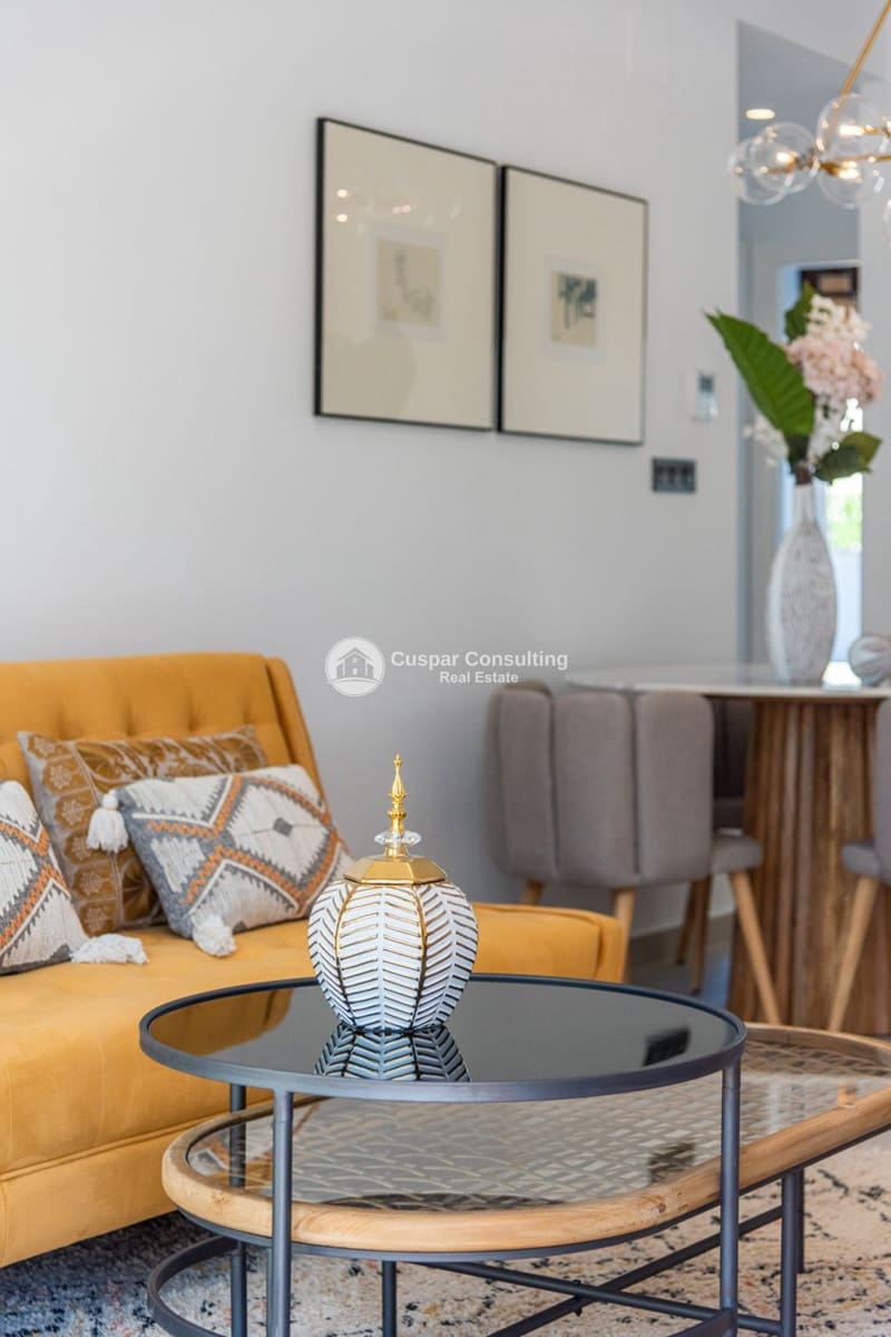 3 quarto Apartamento para venda em Torrevieja com piscina - 310 000 € (Ref: 10150125)
