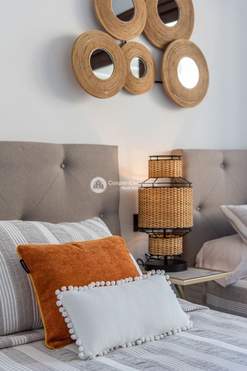 3 quarto Apartamento para venda em Torrevieja com piscina - 310 000 € (Ref: 10150125)