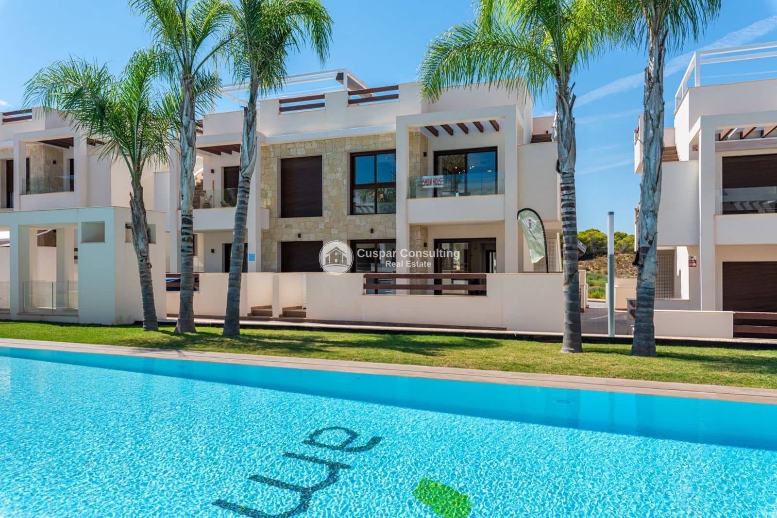3 quarto Apartamento para venda em Torrevieja com piscina - 310 000 € (Ref: 10150125)