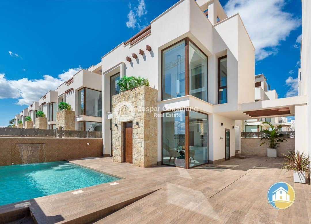 5 sypialnia Willa na sprzedaż w Los Montesinos z basenem garażem - 780 000 € (Ref: 10150161)
