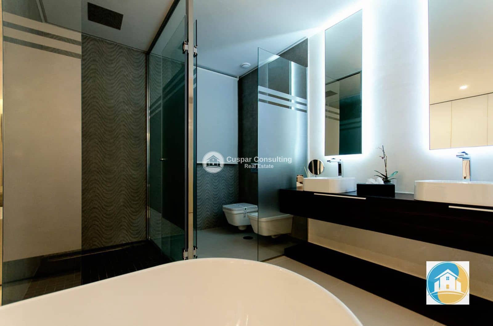 4 quarto Moradia para venda em San Miguel de Salinas com piscina garagem - 1 250 000 € (Ref: 10154254)