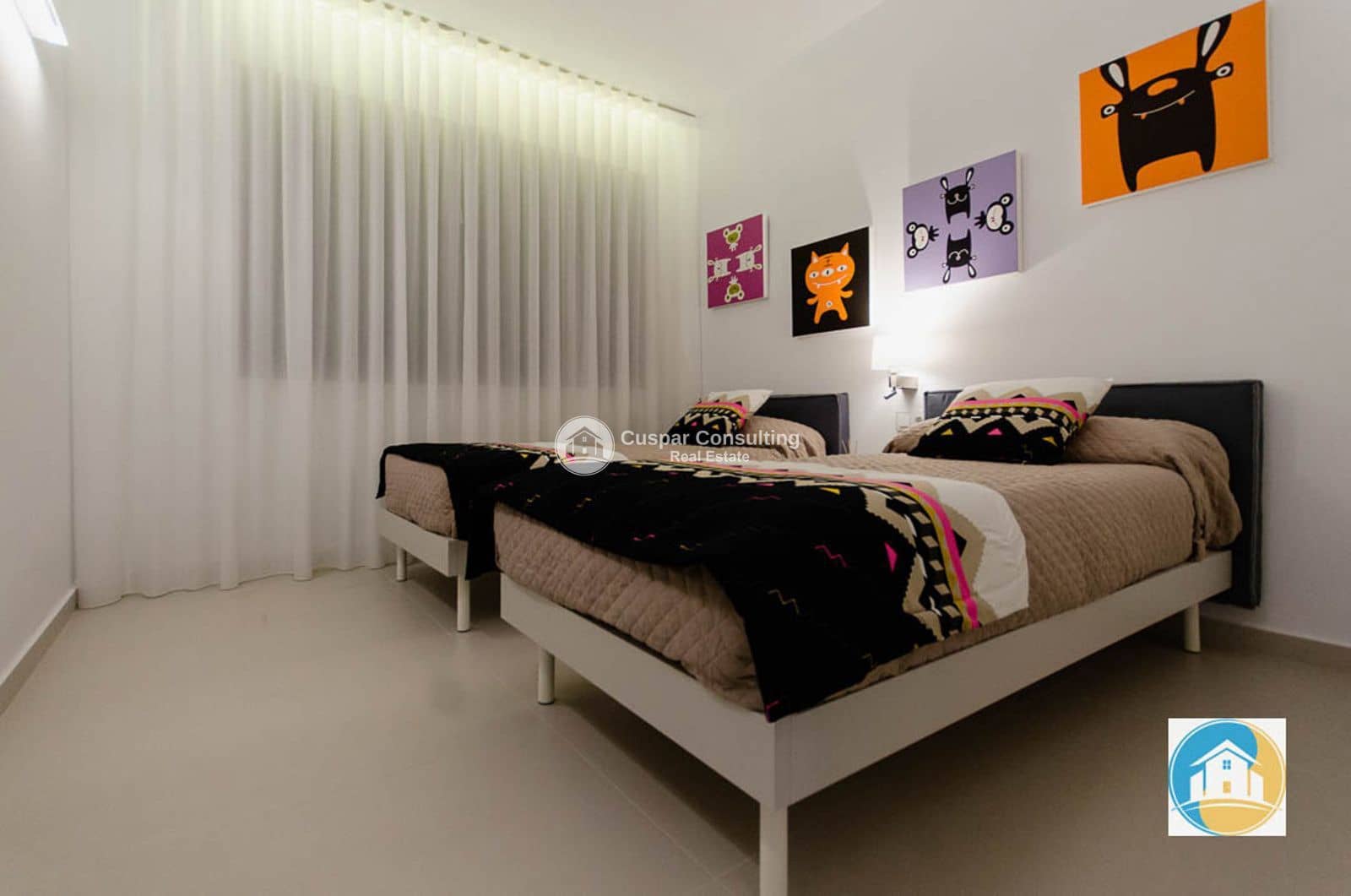 4 quarto Moradia para venda em San Miguel de Salinas com piscina garagem - 1 250 000 € (Ref: 10154254)