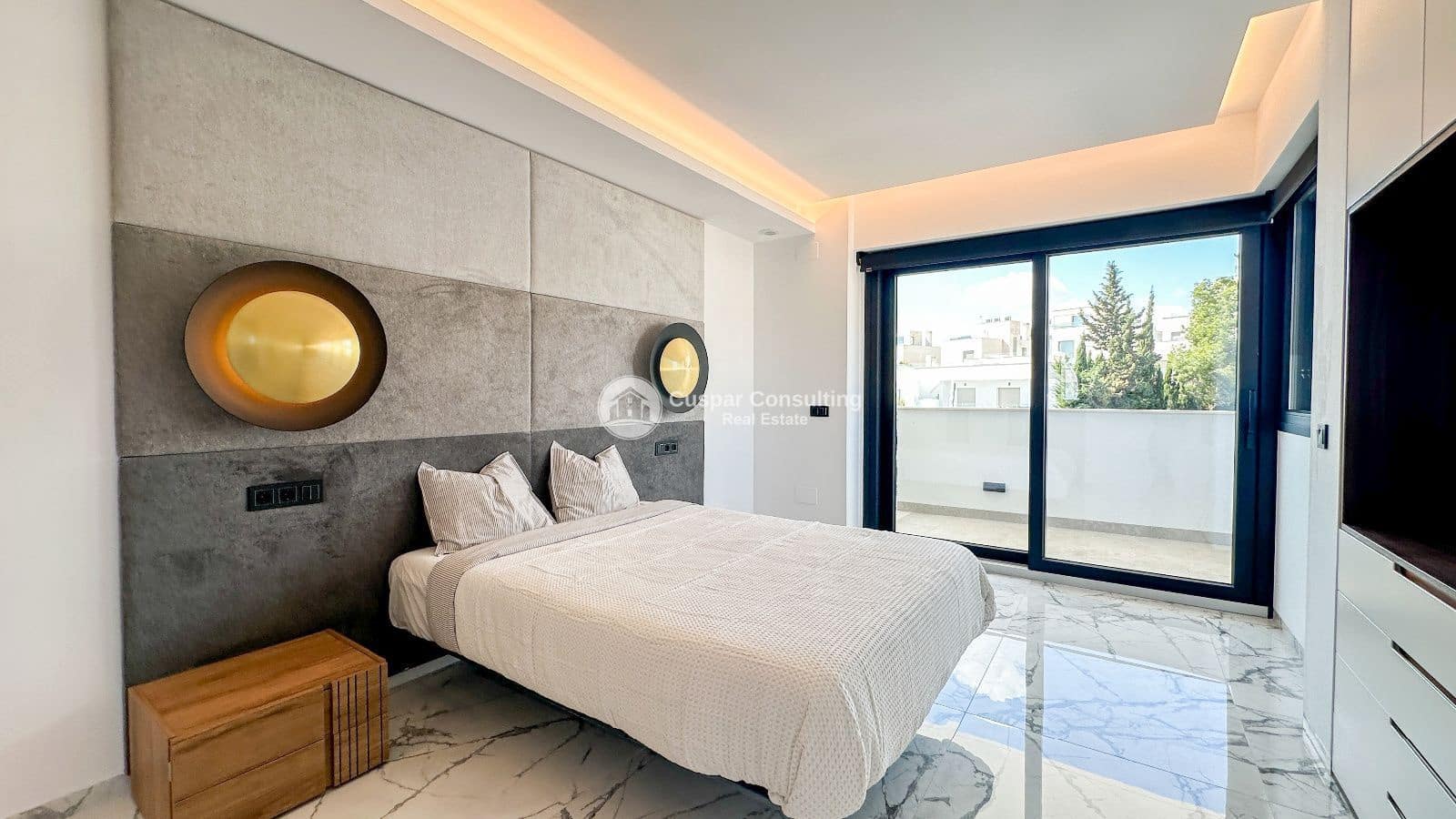4 quarto Moradia para venda em Villamartin com piscina garagem - 2 950 000 € (Ref: 10163674)