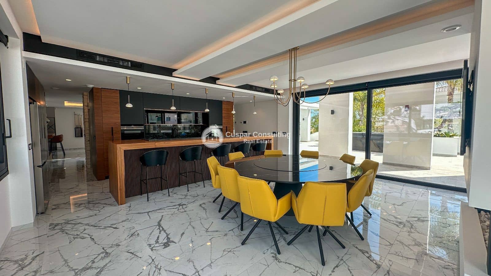 4 quarto Moradia para venda em Villamartin com piscina garagem - 2 950 000 € (Ref: 10163674)