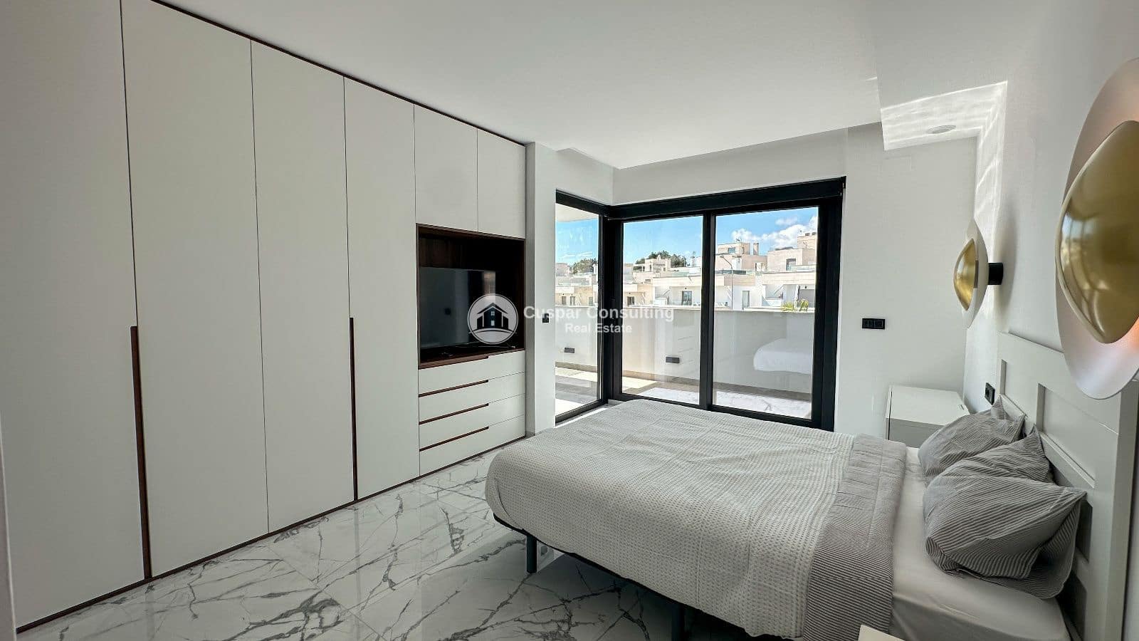 4 quarto Moradia para venda em Villamartin com piscina garagem - 2 950 000 € (Ref: 10163674)