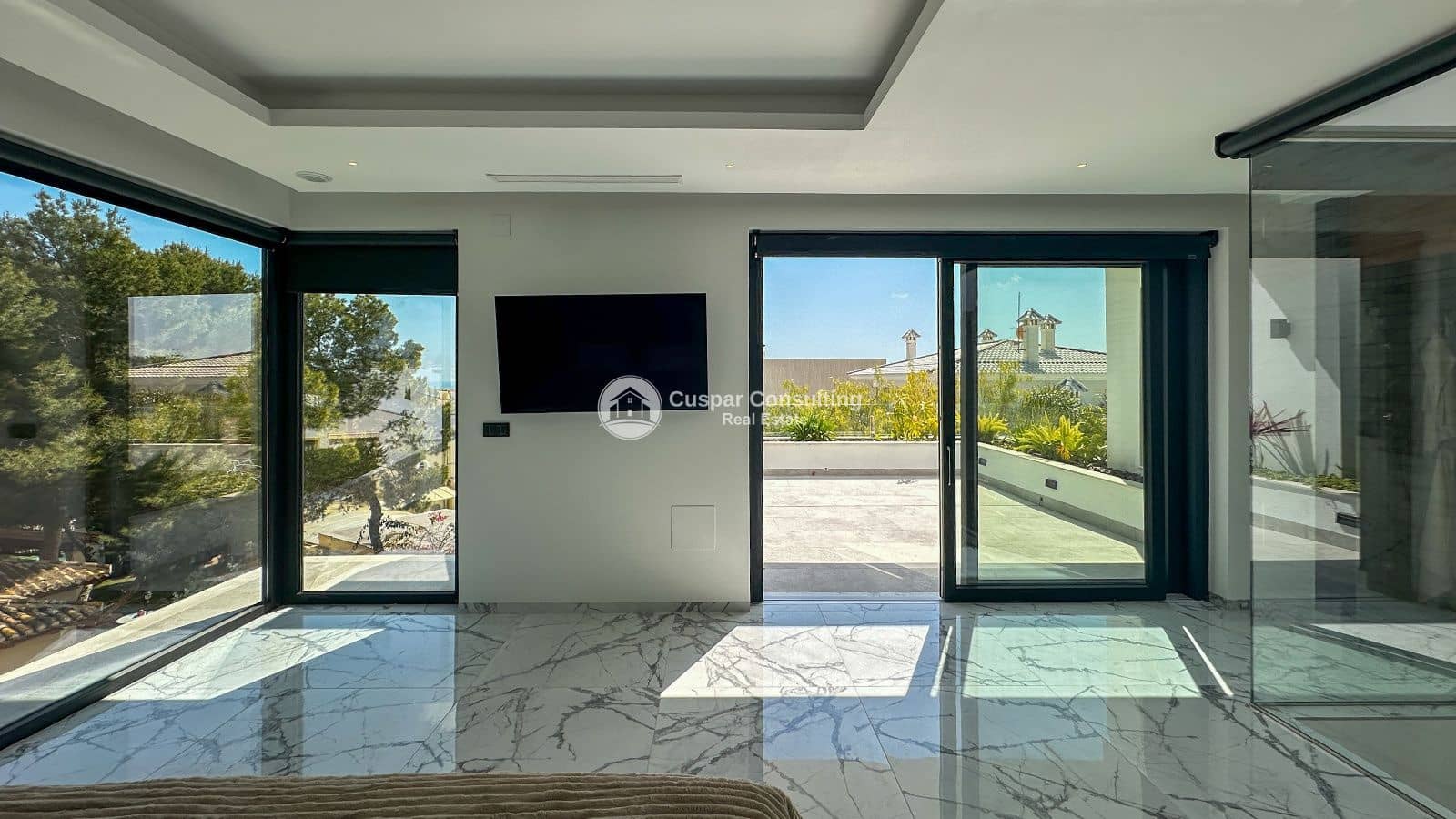 4 quarto Moradia para venda em Villamartin com piscina garagem - 2 950 000 € (Ref: 10163674)