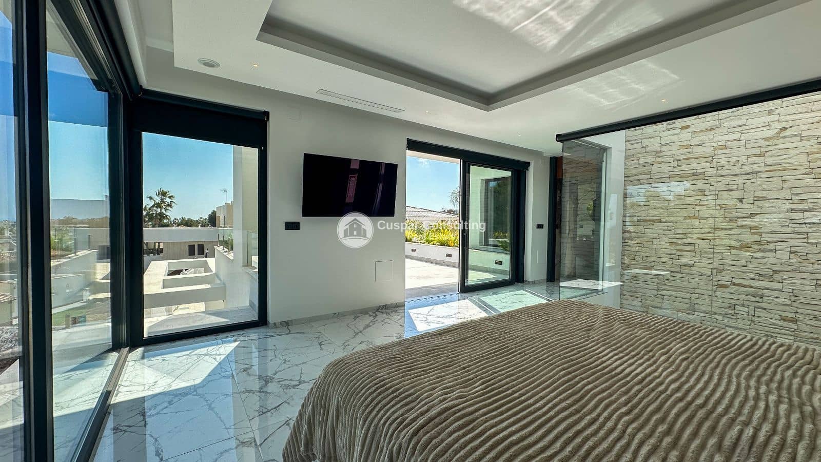 4 quarto Moradia para venda em Villamartin com piscina garagem - 2 950 000 € (Ref: 10163674)