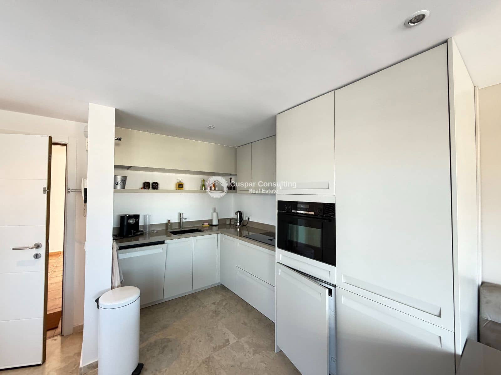 2 soveværelse Penthouse til salg i Punta Prima med swimmingpool garage - € 420.000 (Ref: 10165591)
