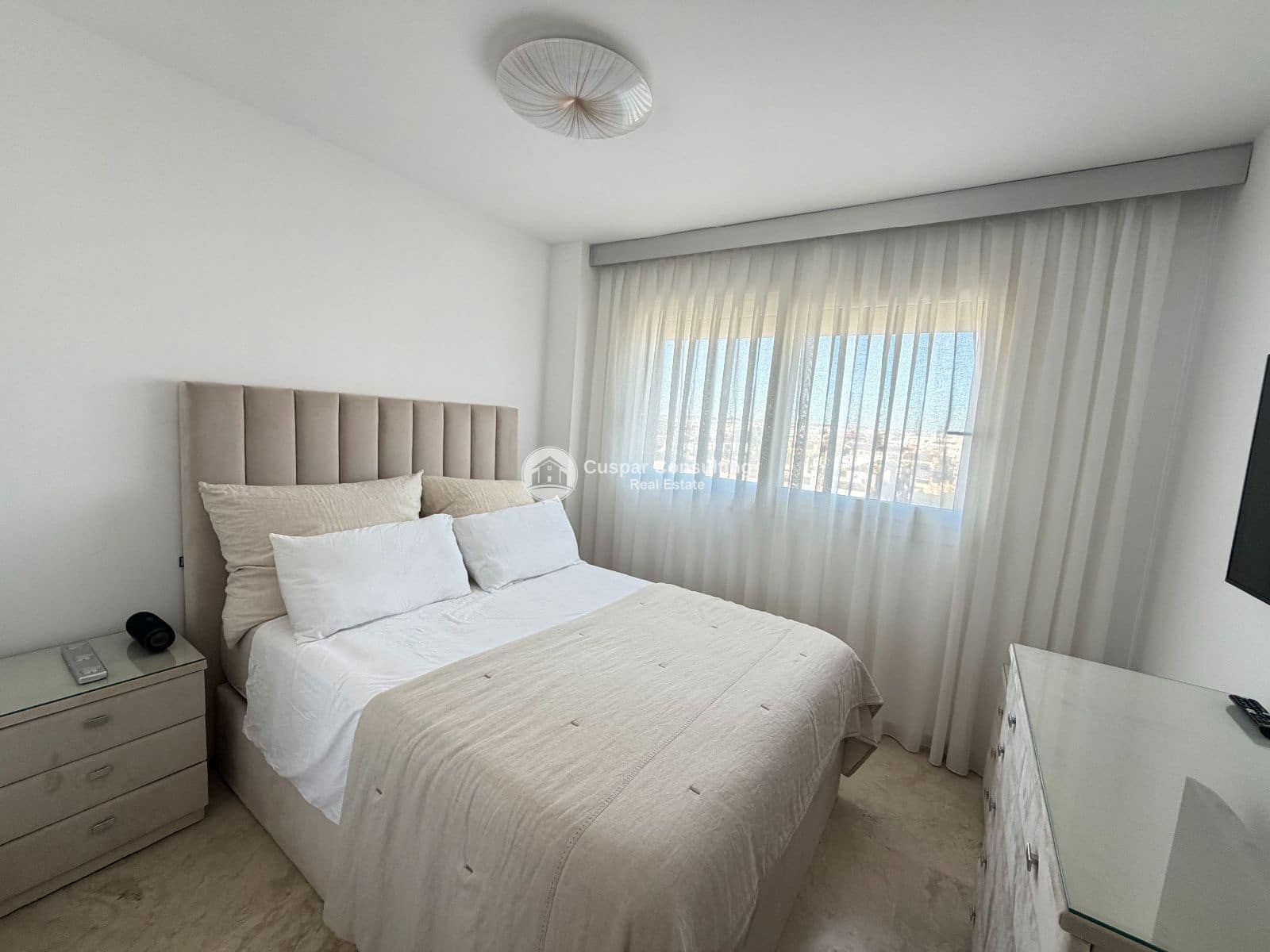 2 soveværelse Penthouse til salg i Punta Prima med swimmingpool garage - € 420.000 (Ref: 10165591)