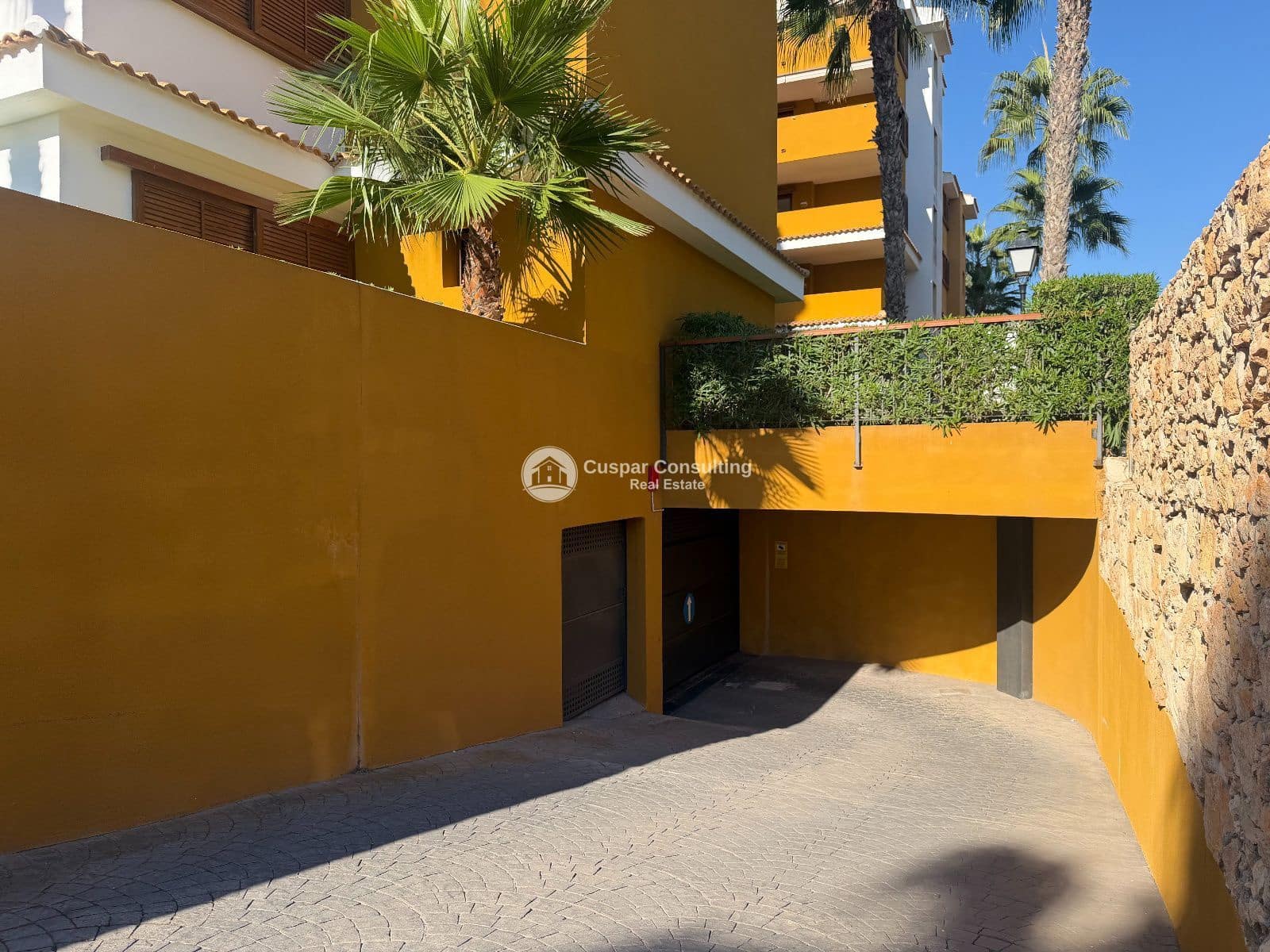 2 soveværelse Penthouse til salg i Punta Prima med swimmingpool garage - € 420.000 (Ref: 10165591)