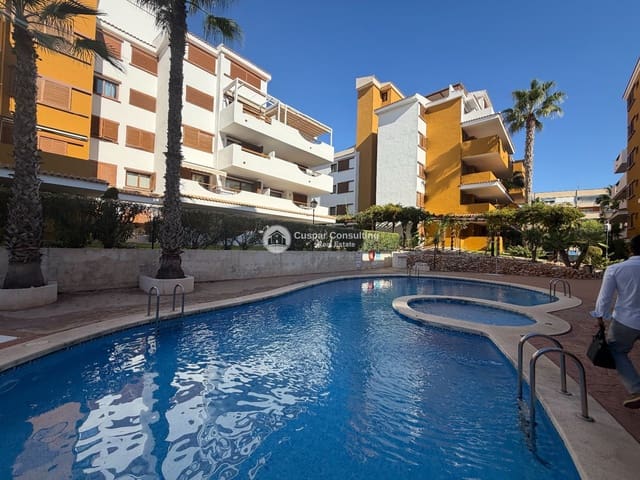 2 soveværelse Penthouse til salg i Punta Prima, Torrevieja med swimmingpool garage - € 420.000 (Ref: 10165591)