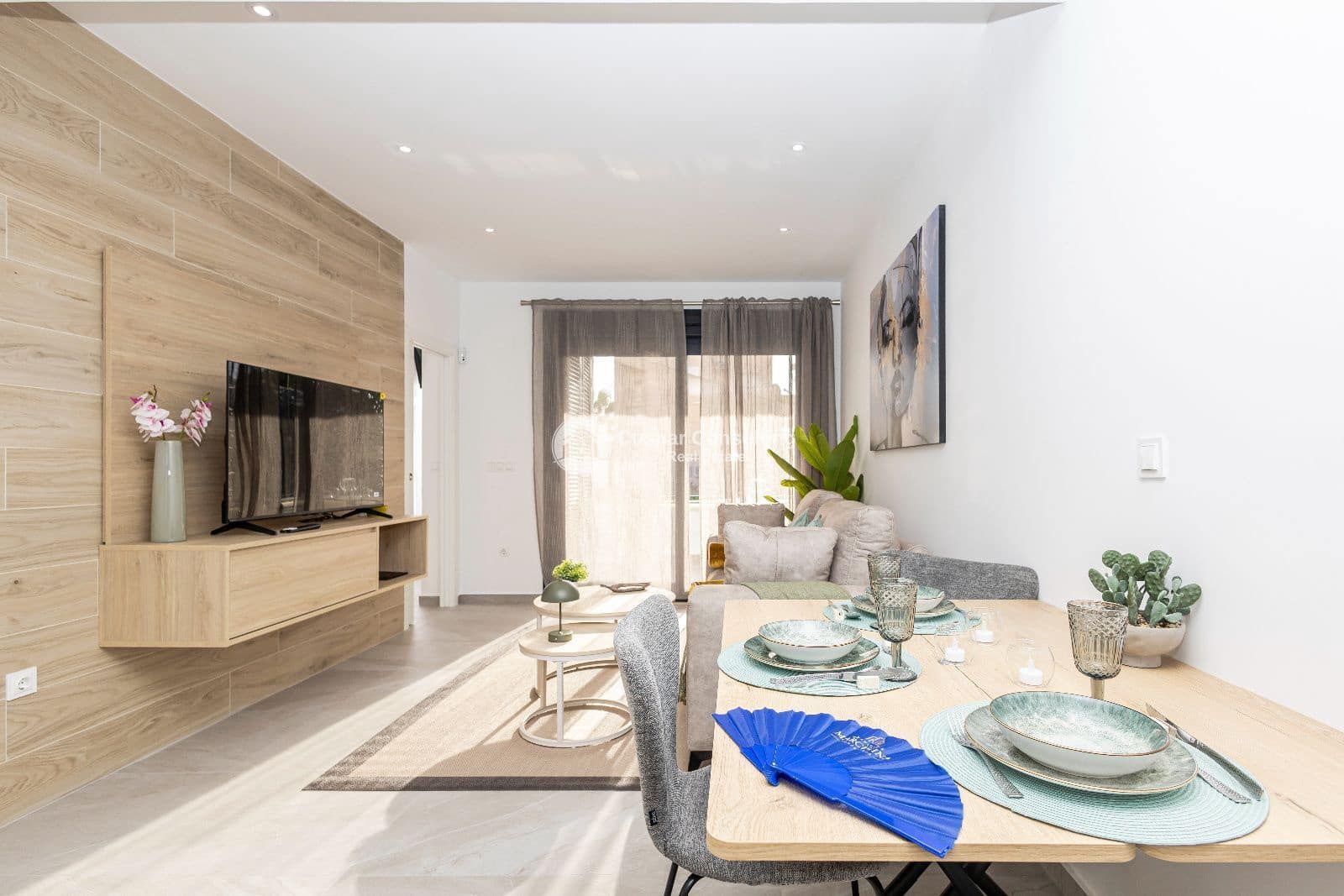 Piso en Torrevieja en venta con piscina garaje - 279.000 € (Ref: 10167937)