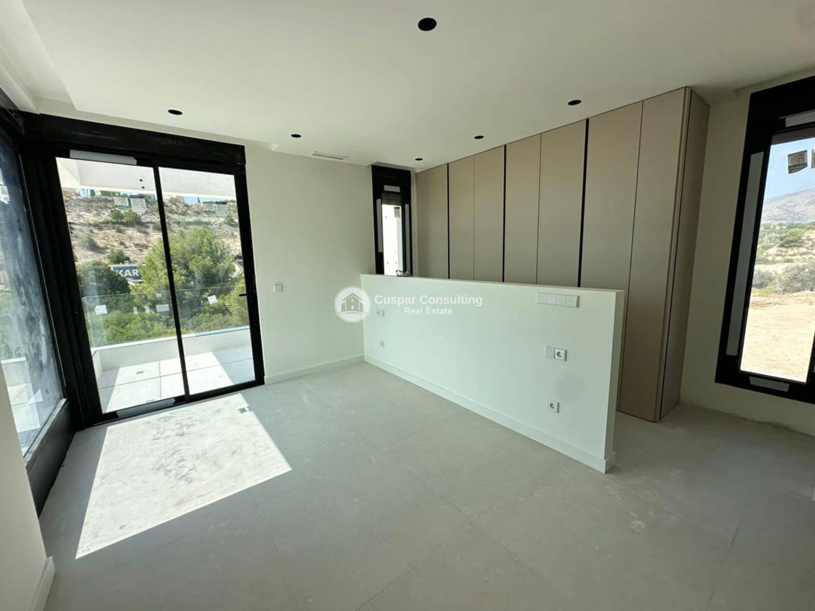 4 slaapkamer Villa te koop in Finestrat met zwembad garage - € 990.000 (Ref: 10175654)