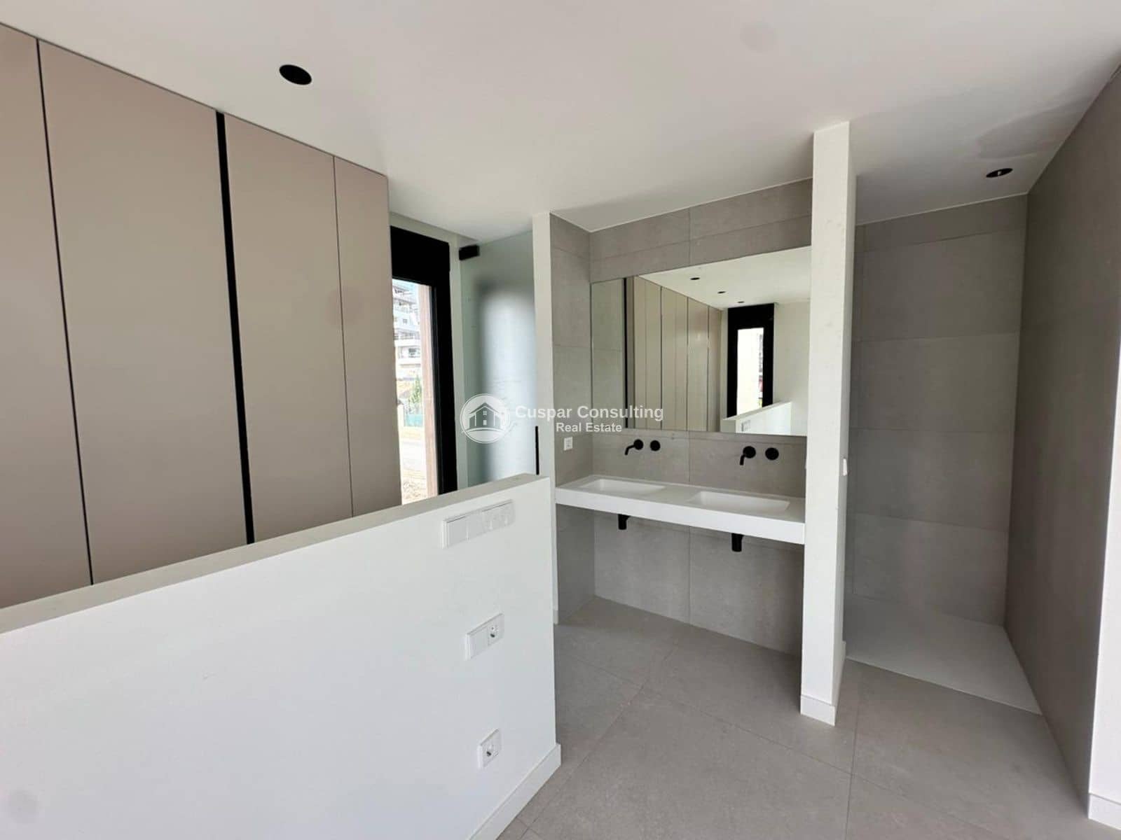 4 slaapkamer Villa te koop in Finestrat met zwembad garage - € 990.000 (Ref: 10175654)