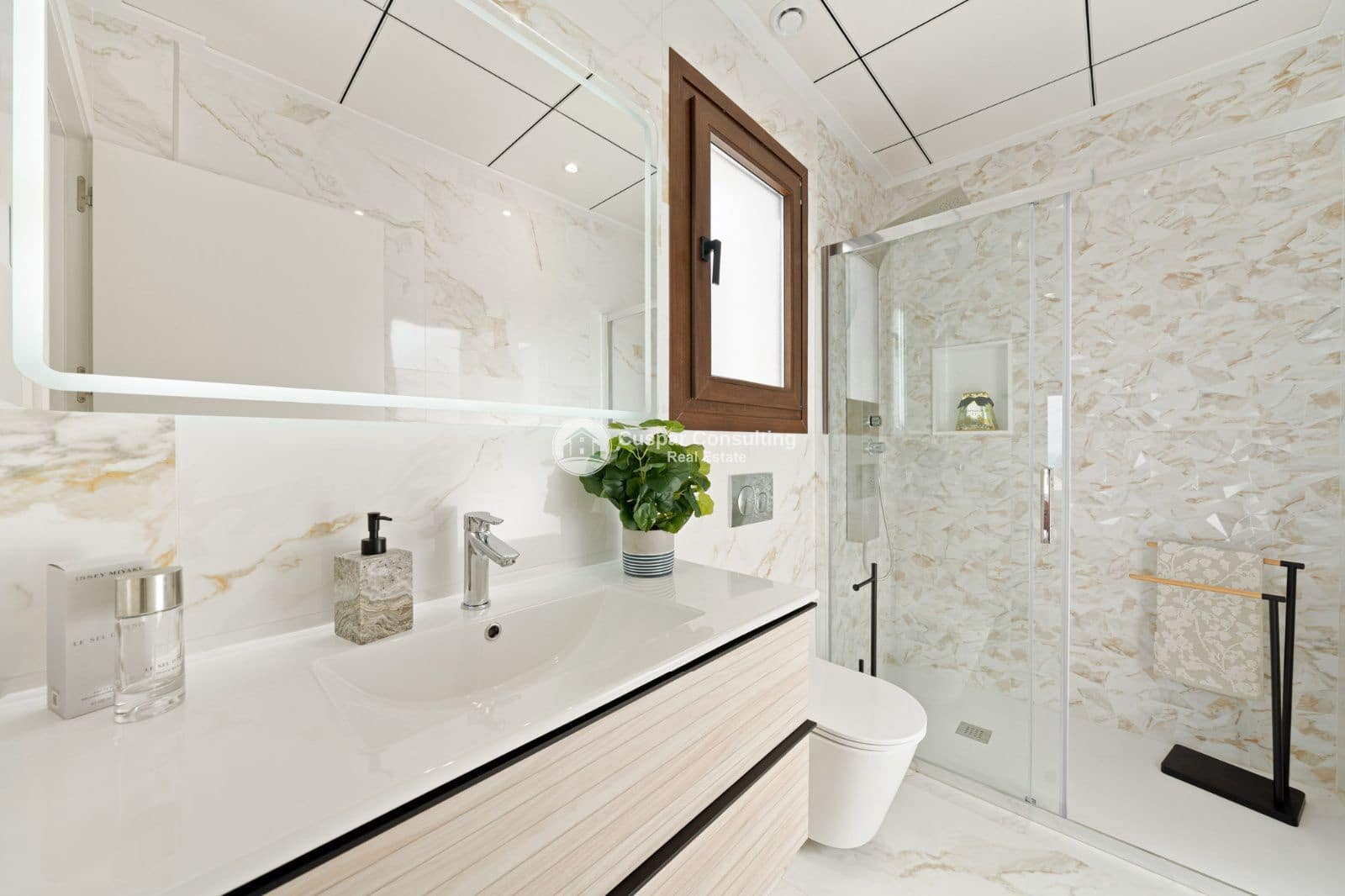 3 bedroom Villa for sale in Polop with pool garage - € 699,000 (Ref: 10179410)