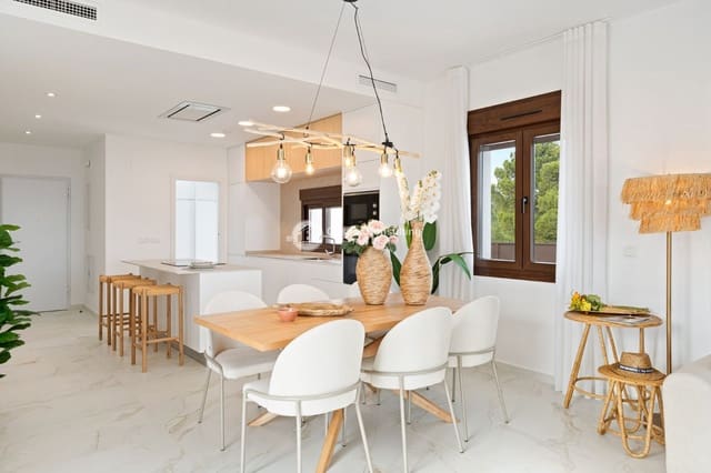 3 bedroom Villa for sale in Polop with pool garage - € 699,000 (Ref: 10179410)