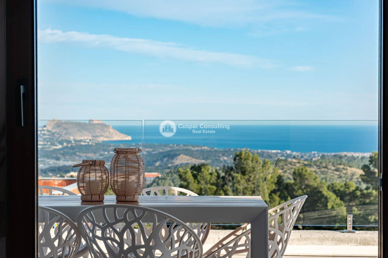 3 bedroom Villa for sale in Polop with pool garage - € 699,000 (Ref: 10179410)