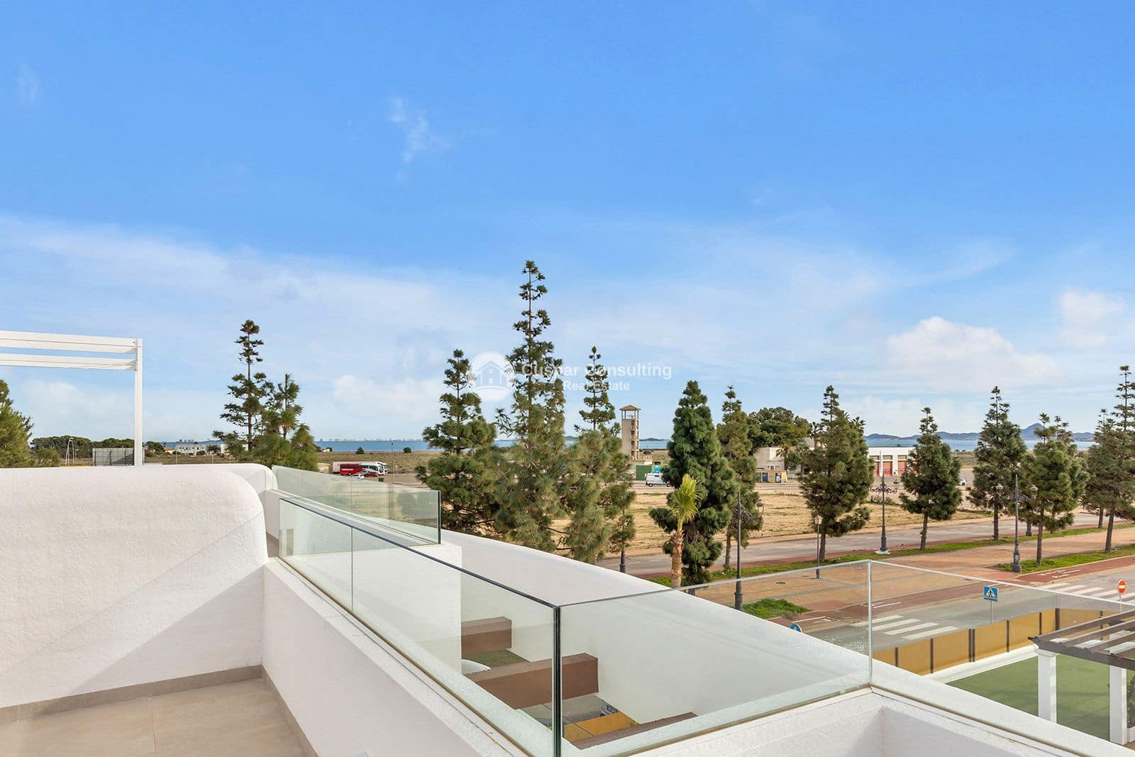 2 soverom Penthouse til salgs i Los Alcazares med svømmebasseng garasje - € 339 900 (Ref: 8555803)