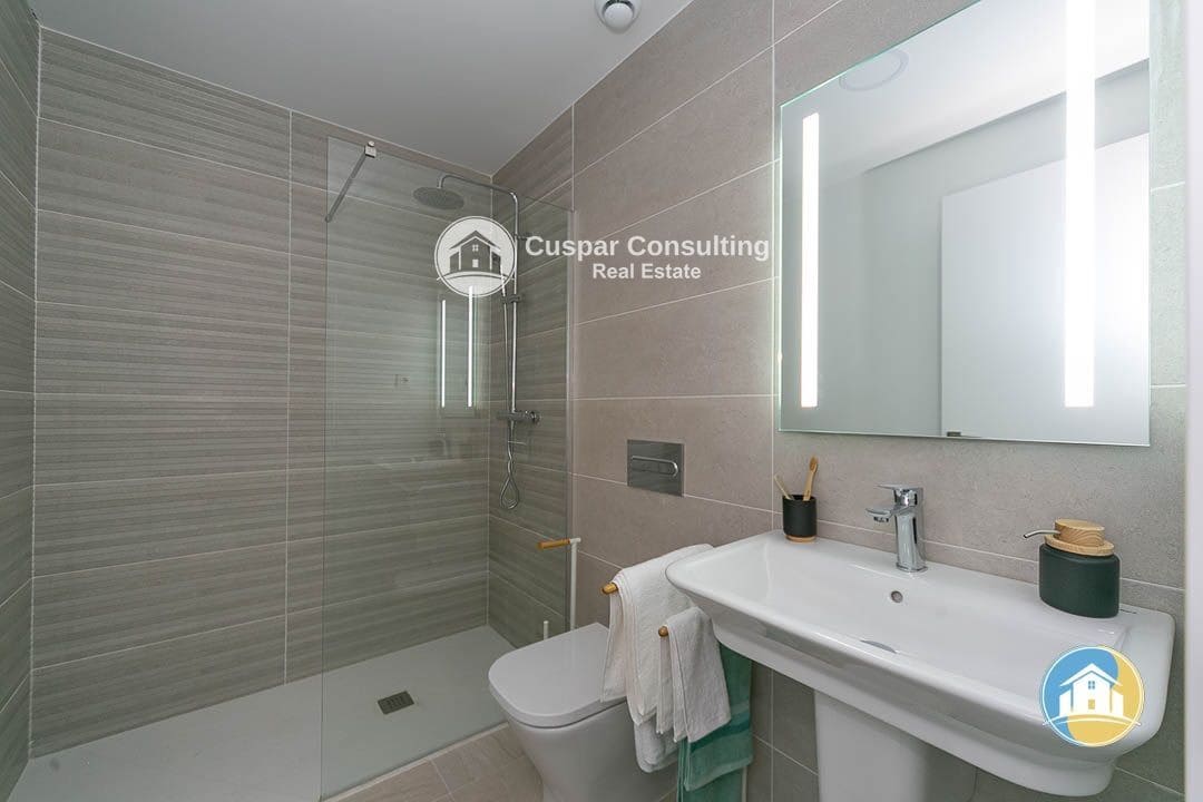 2 chambre Penthouse à vendre à Torrevieja avec piscine garage - 305 000 € (Ref: 8555807)