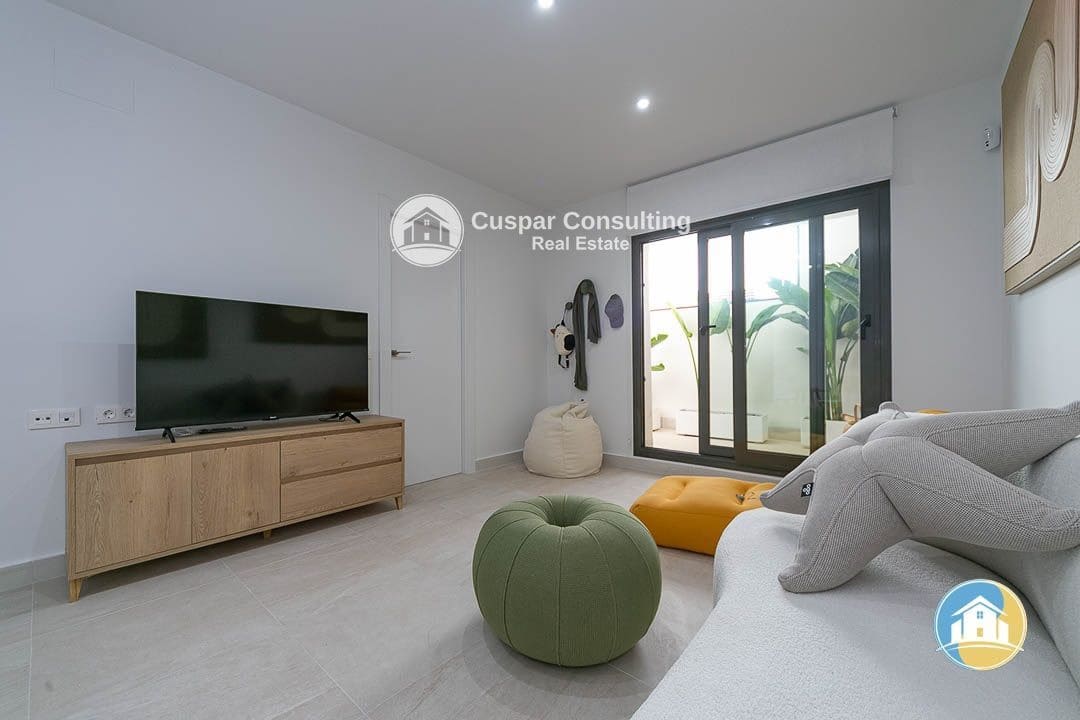 2 chambre Penthouse à vendre à Torrevieja avec piscine garage - 305 000 € (Ref: 8555807)