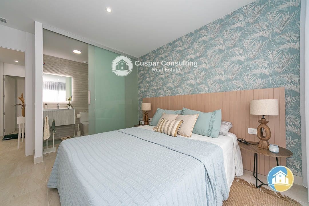 2 chambre Penthouse à vendre à Torrevieja avec piscine garage - 305 000 € (Ref: 8555807)