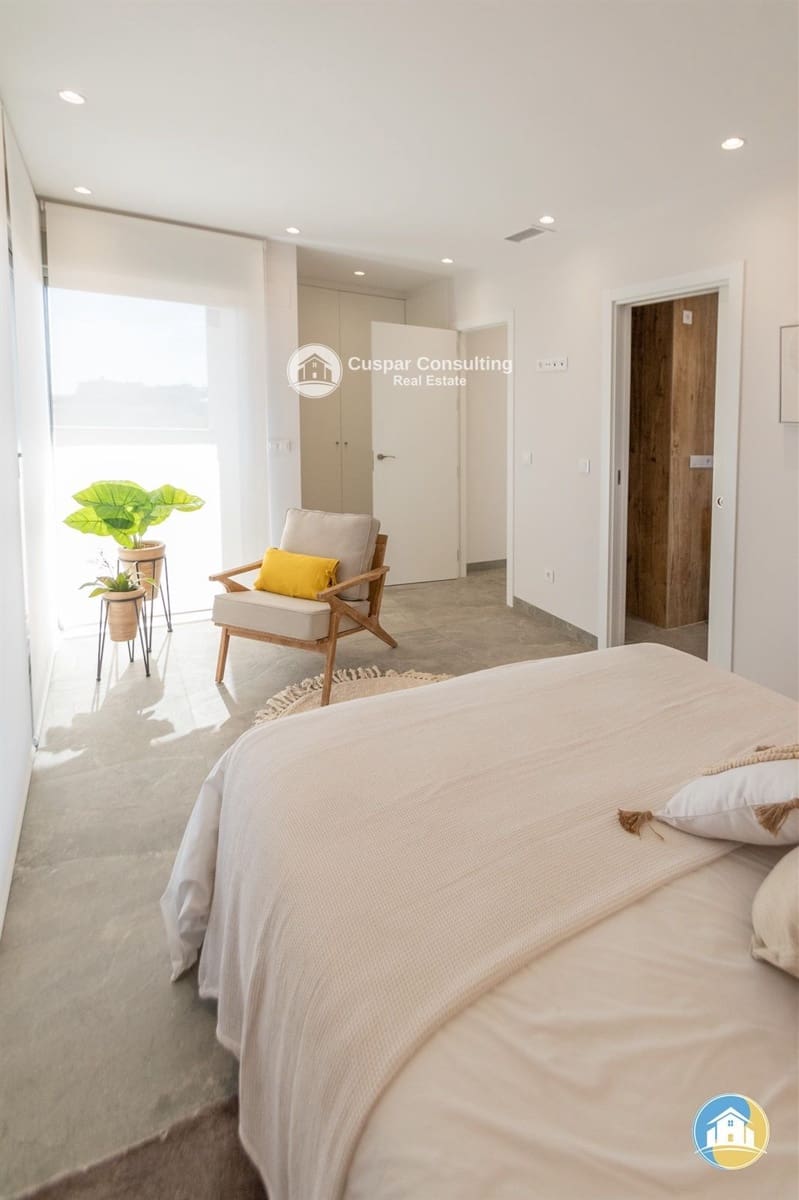 3 bedroom Villa for sale in Pilar de la Horadada with pool garage - € 474,900 (Ref: 8555825)