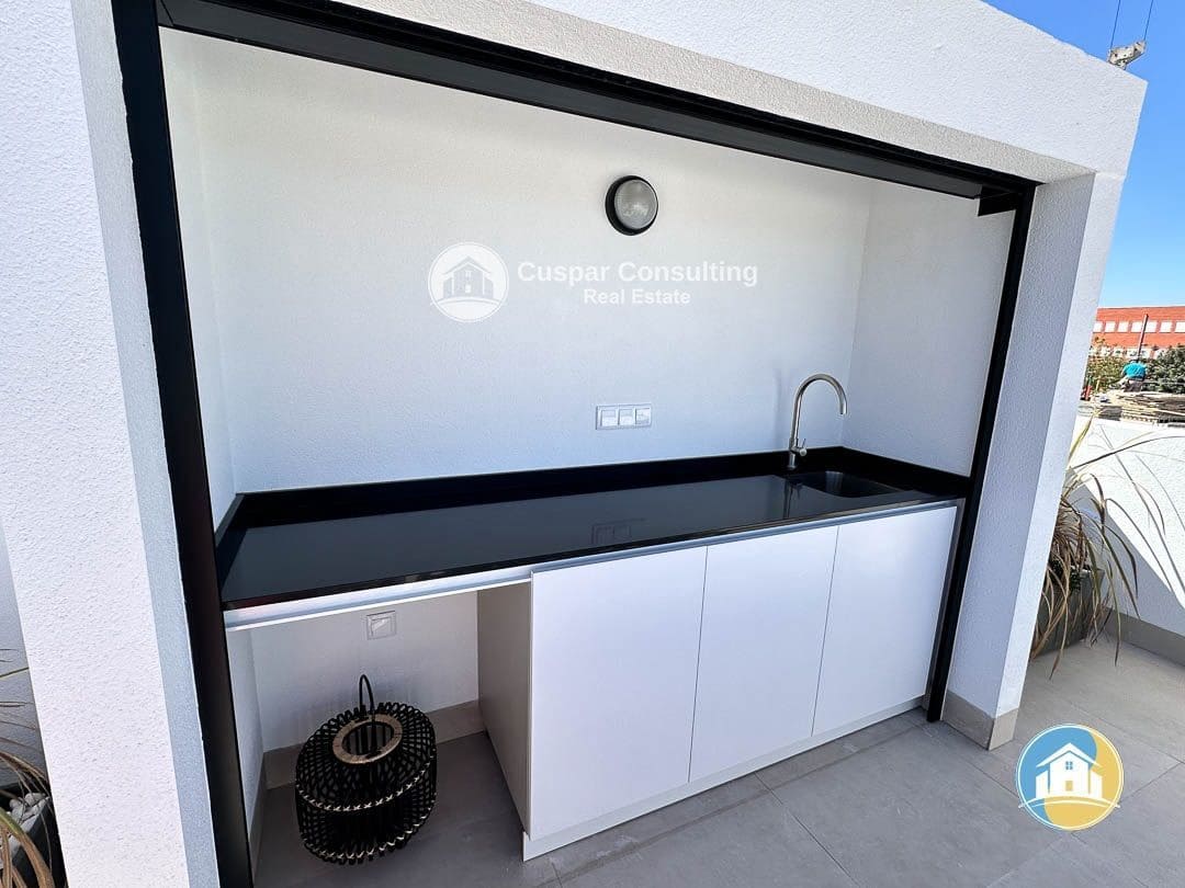 3 bedroom Villa for sale in Torre-Pacheco with pool garage - € 379,950 (Ref: 8555830)