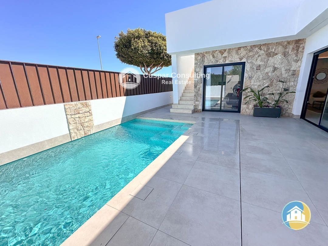 3 bedroom Villa for sale in Torre-Pacheco with pool garage - € 379,950 (Ref: 8555830)