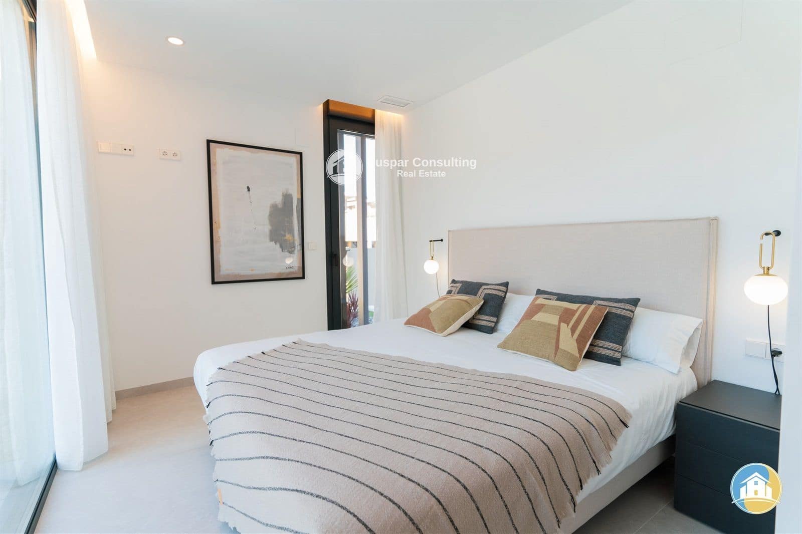 Chalet de 3 habitaciones en Rojales en venta con piscina garaje - 599.500 € (Ref: 8555842)