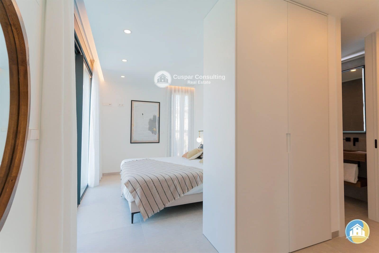 Chalet de 3 habitaciones en Rojales en venta con piscina garaje - 599.500 € (Ref: 8555842)