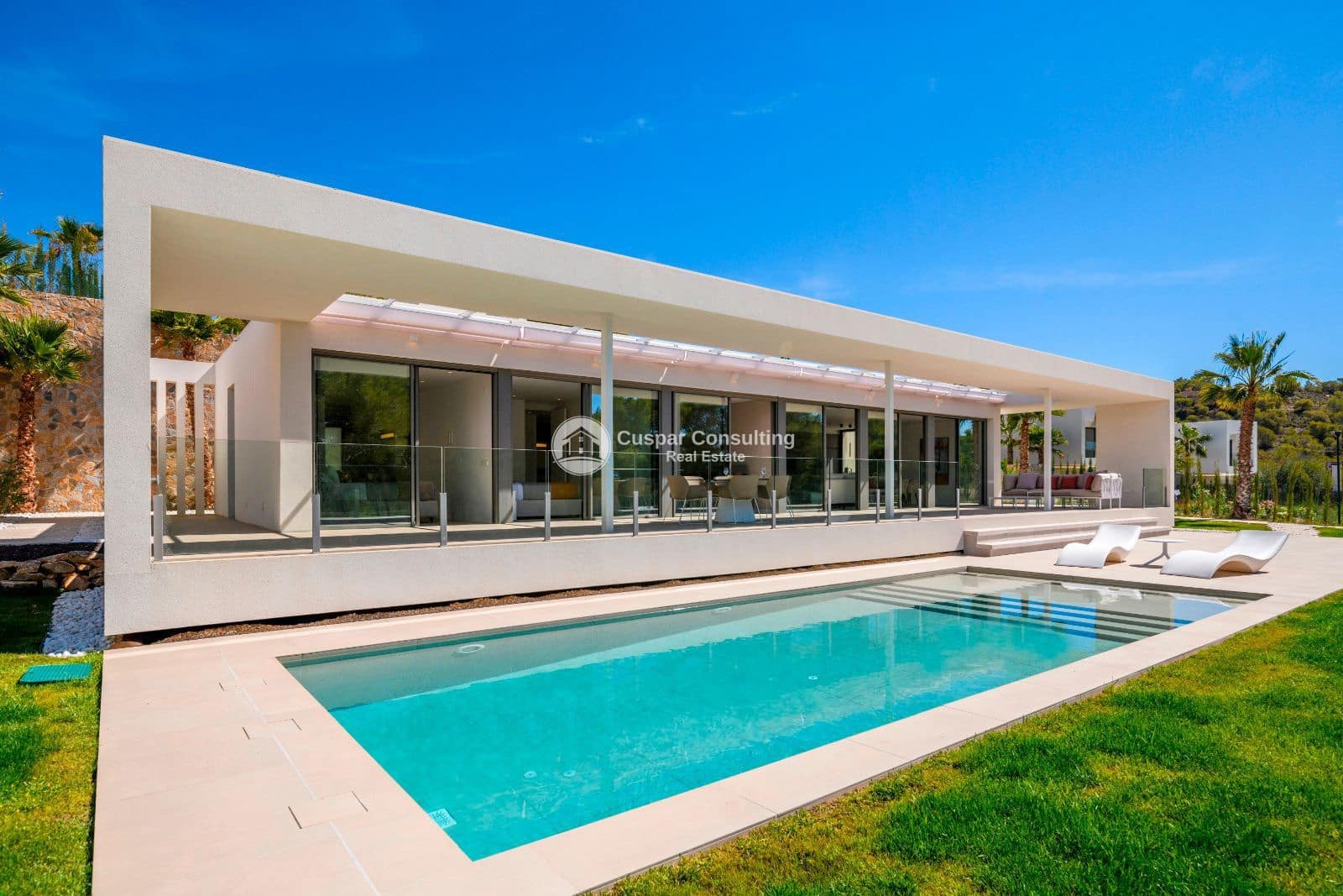 3 bedroom Villa for sale in Orihuela Costa with pool garage - € 1,385,000 (Ref: 8555852)