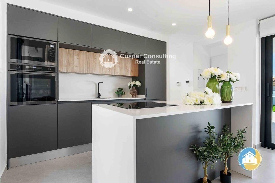 3 soverom Villa til salgs i Rojales med svømmebasseng garasje - € 649 000 (Ref: 8555863)