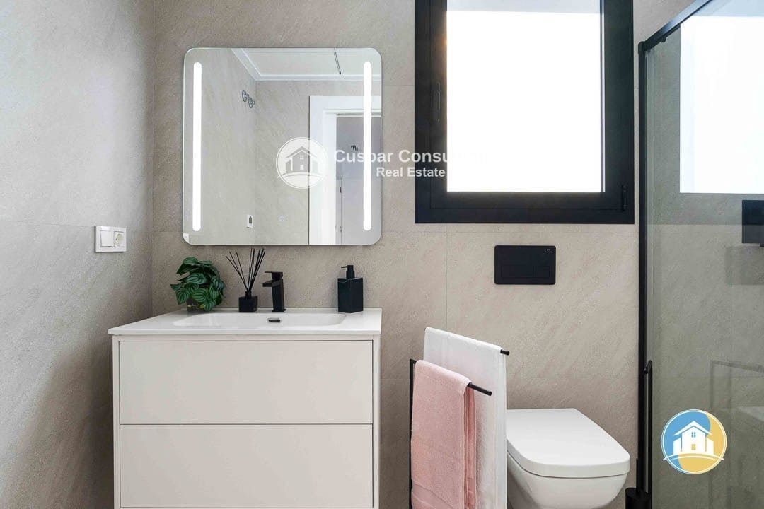 3 soverom Villa til salgs i Rojales med svømmebasseng garasje - € 649 000 (Ref: 8555863)